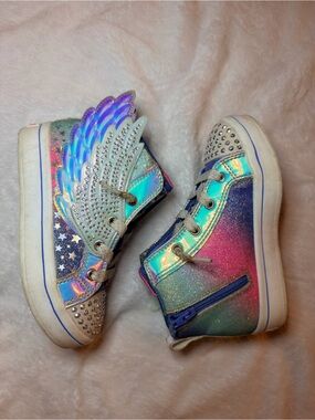 Twinkle Toes by Skechers Kids Iridescent Wing High-Top Sneakers light up!